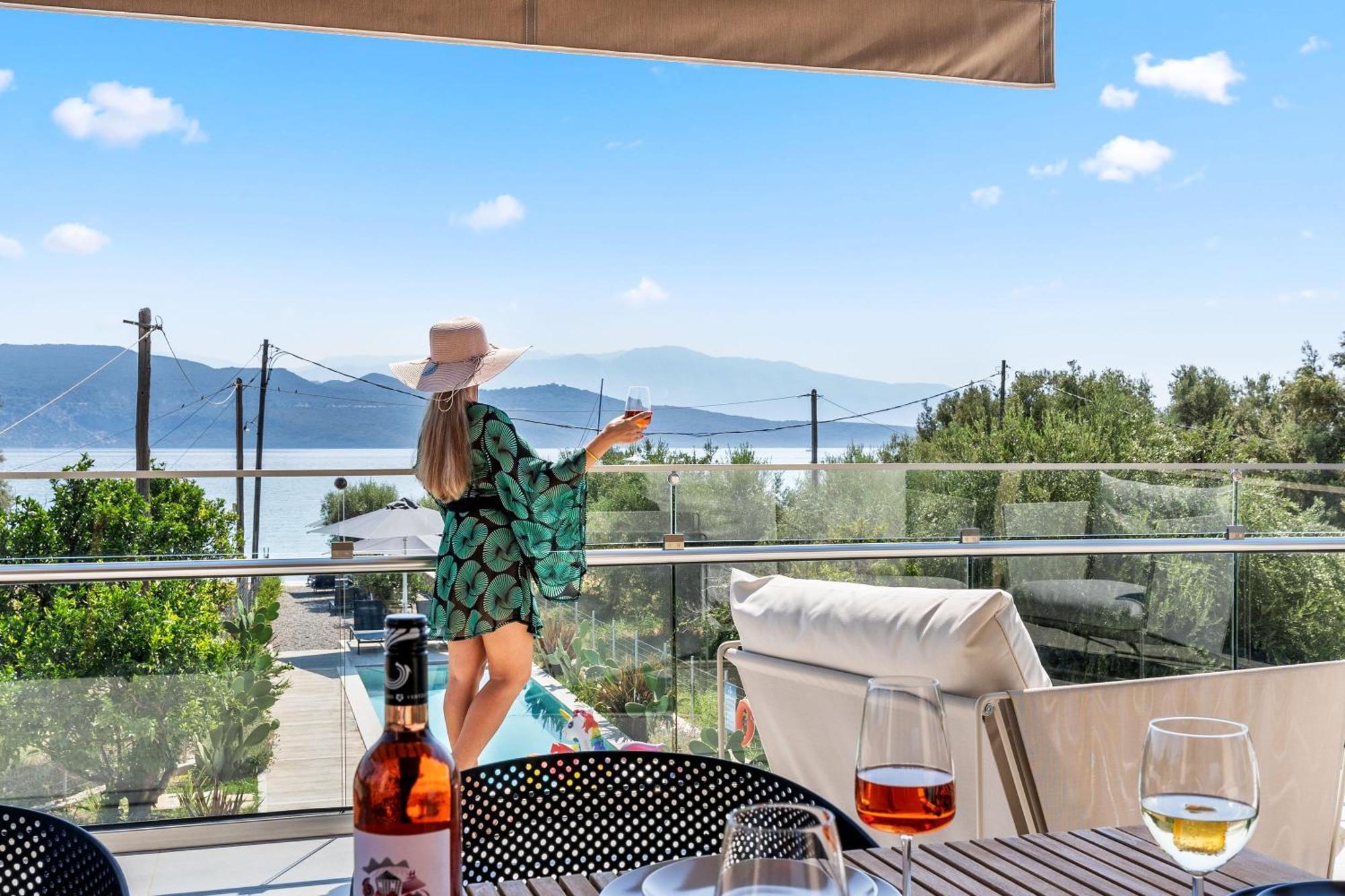 Blue Symphony Suites Apartments Nikiana Exteriér fotografie